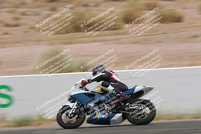 media/Jun-04-2022-WERA (Sat) [[b852bbbd55]]/Race 9 LW Twins Superbike V6 LW D Superstock/